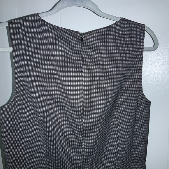 Ann Taylor black micro check sleeveless sheath dress sz 8 back zip vent lined - Picture 7 of 8